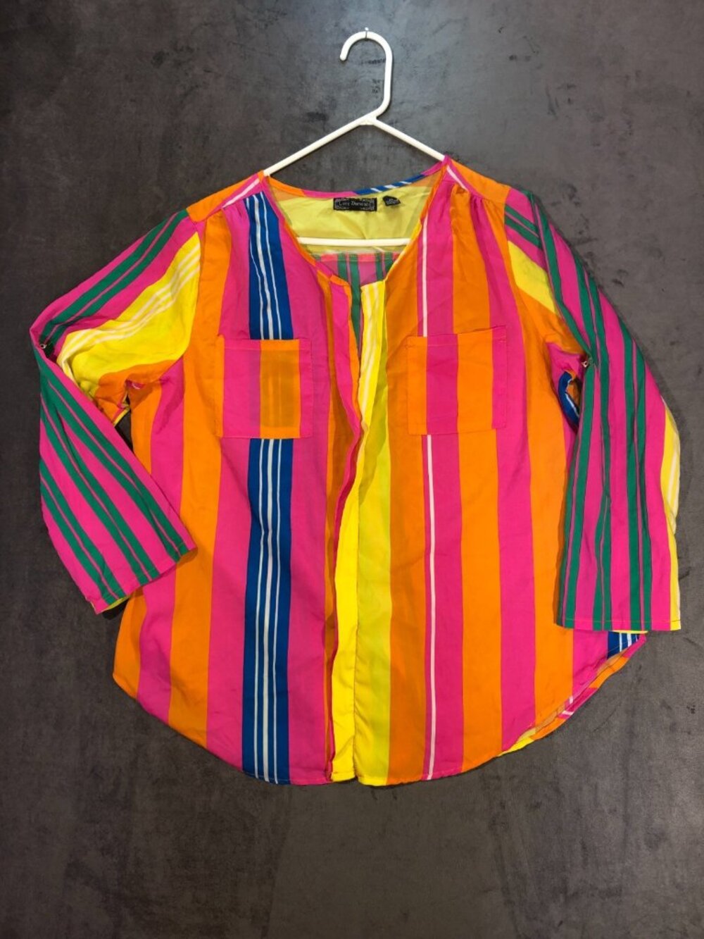 Women’s Bold & Vibrant Retro-Pop 80s 90s Striped Blouse Utility Pocket Top 2XL